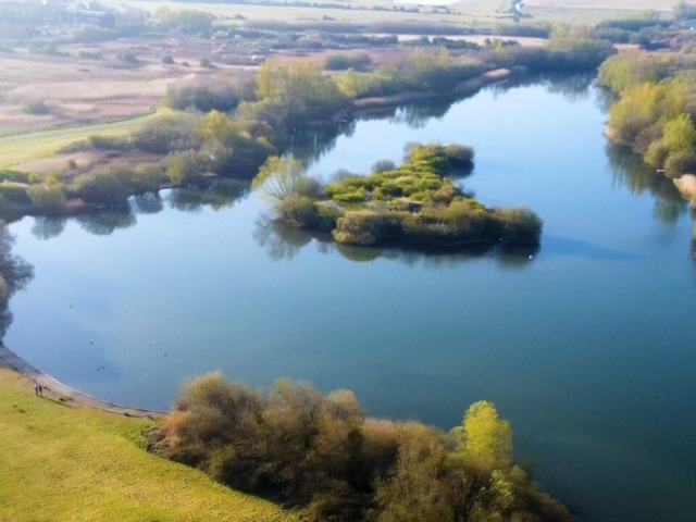 Hydneye Lake1