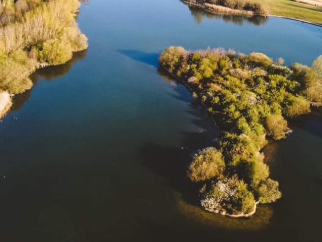 Hydneye Lake2